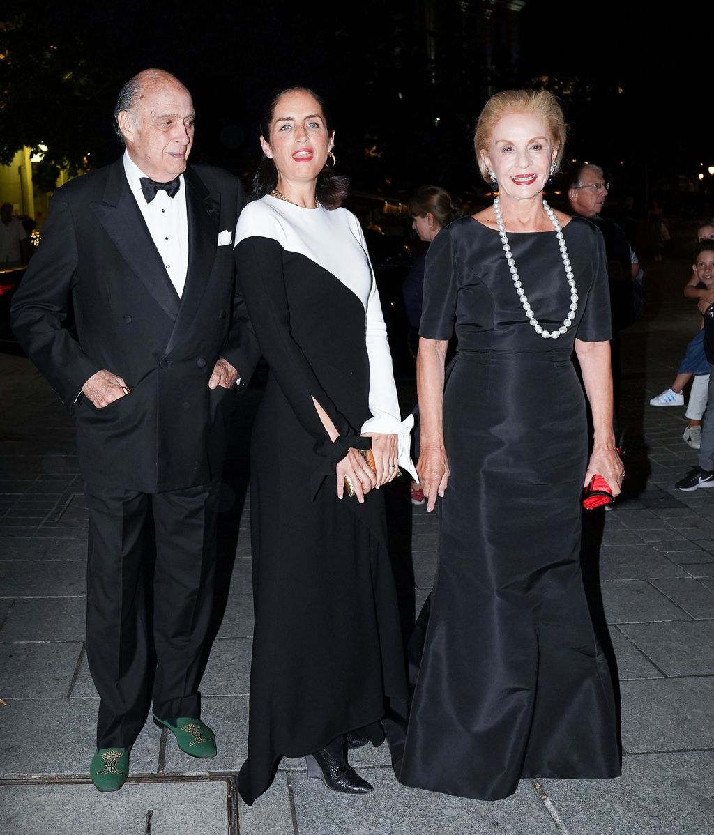 Carolina Herrera y Reinaldo Herrera y su hija Carolina Adriana