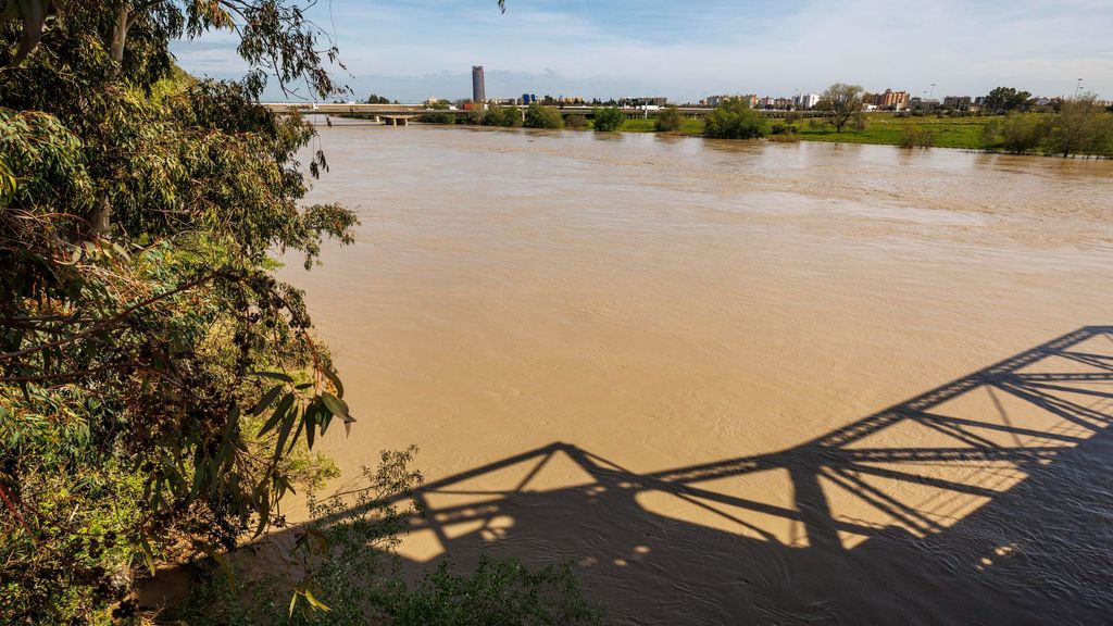 Laurence deja tres muertos, inundaciones y ríos desbordados: el balance de daños tras su paso por España