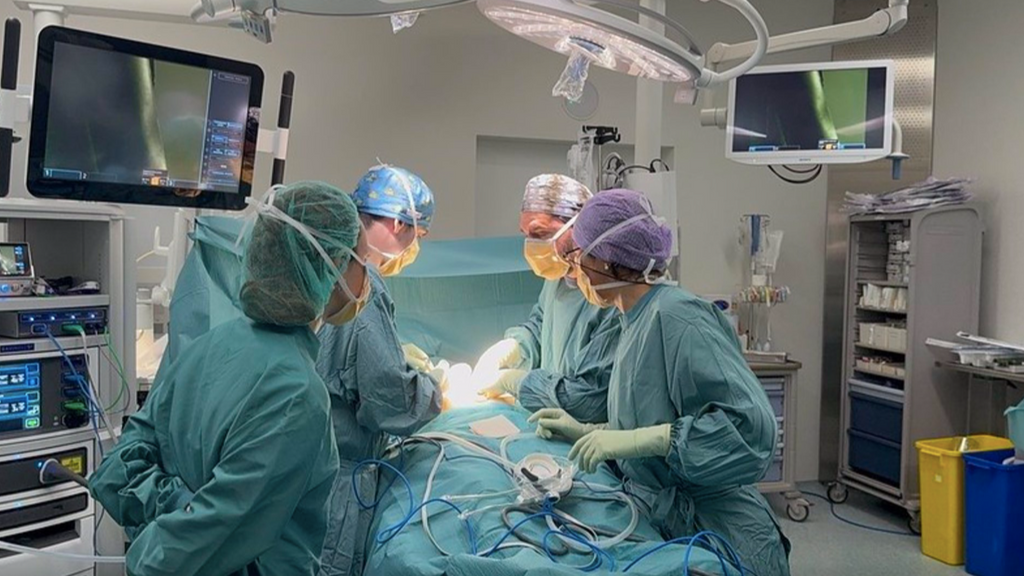 Momento de una intervención con el nuevo equipamiento