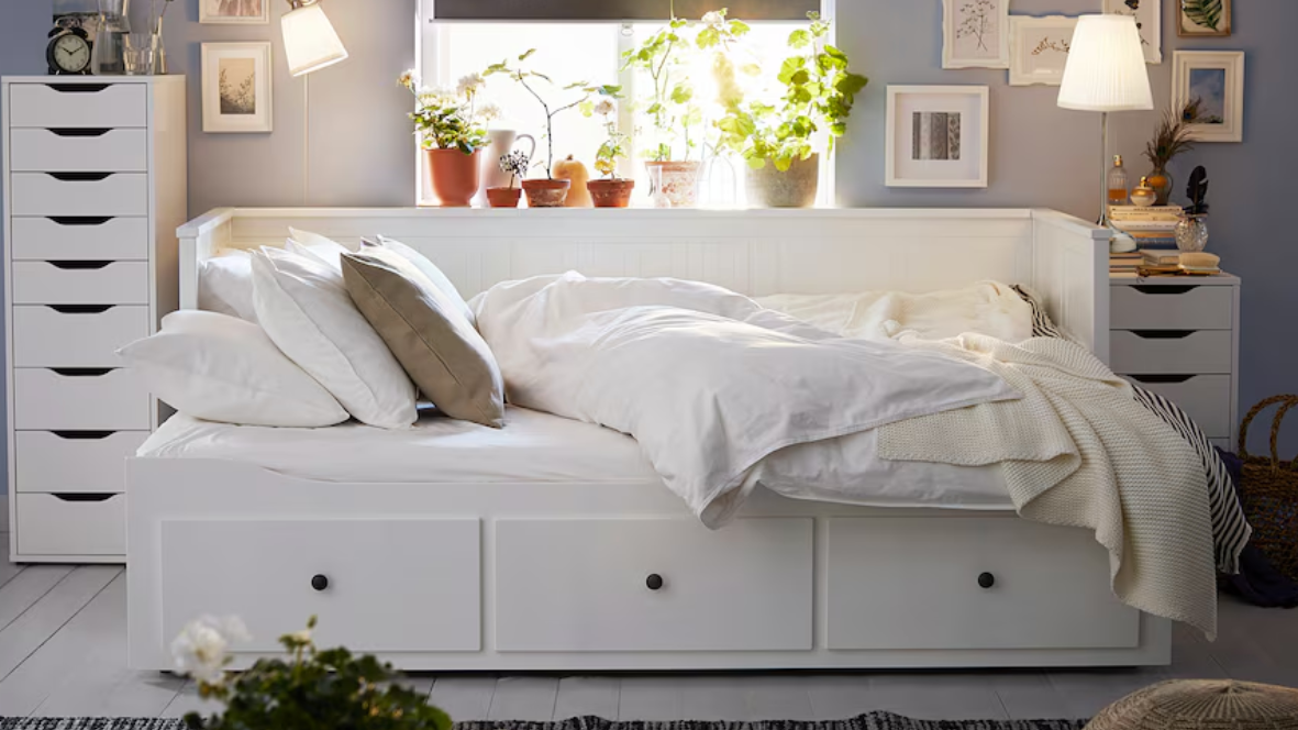 Cama con cajones de almacenamiento