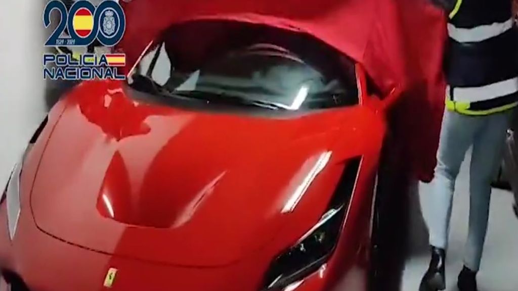 Coche incautado policia en la operación Señorío
