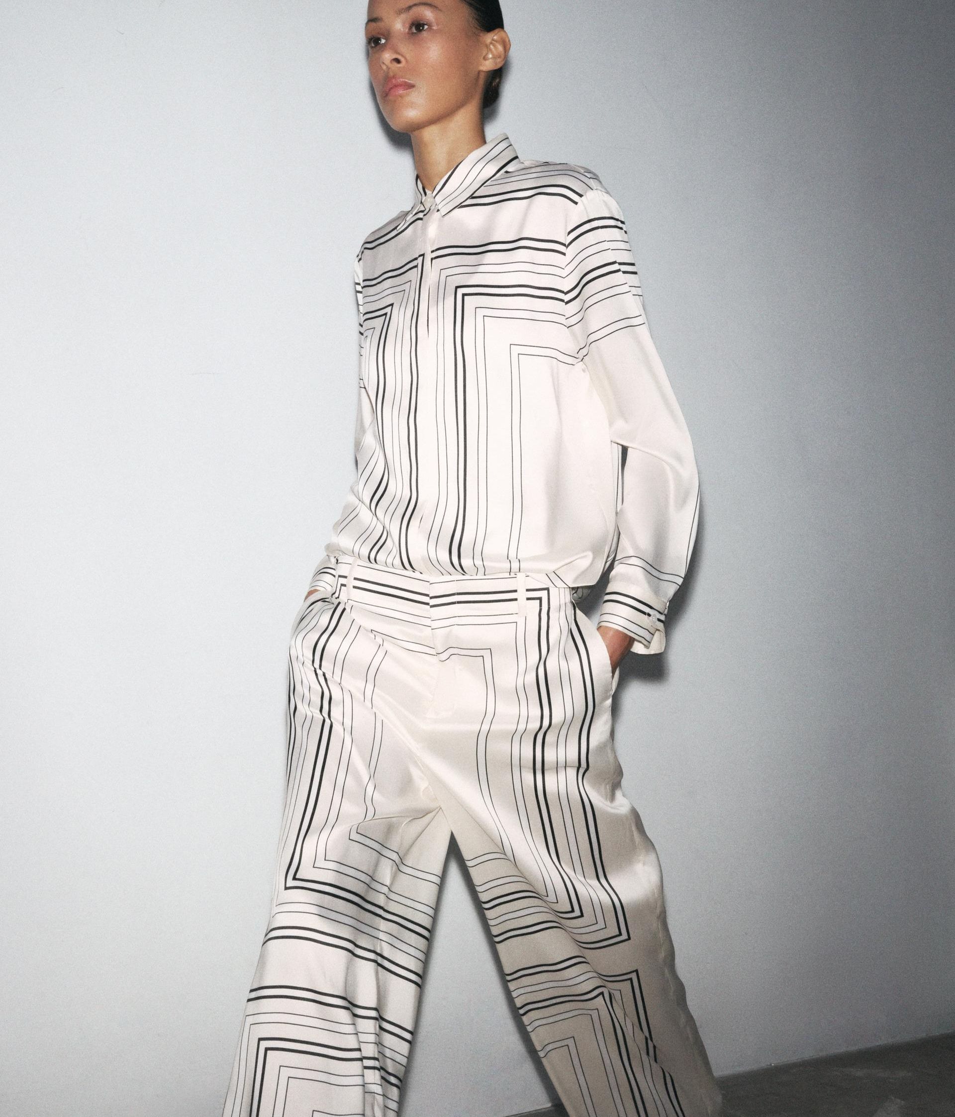 Conjunto de estampado geométrico
