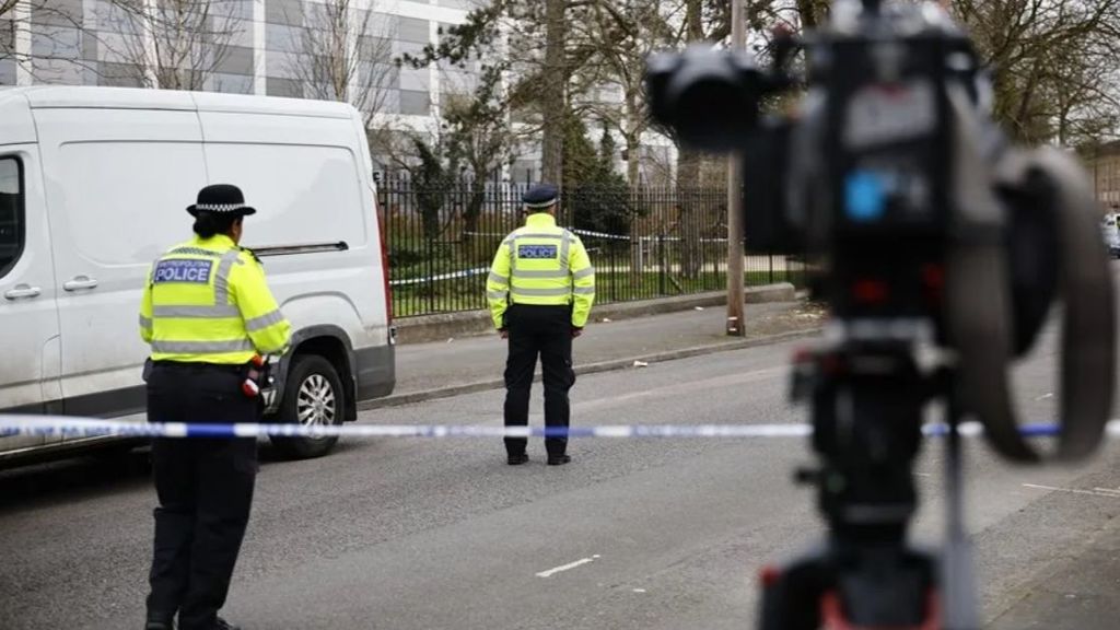 La Policía antiterrorista se pone al frente de la investigación que ha paralizado el aeropuerto de Heathrow