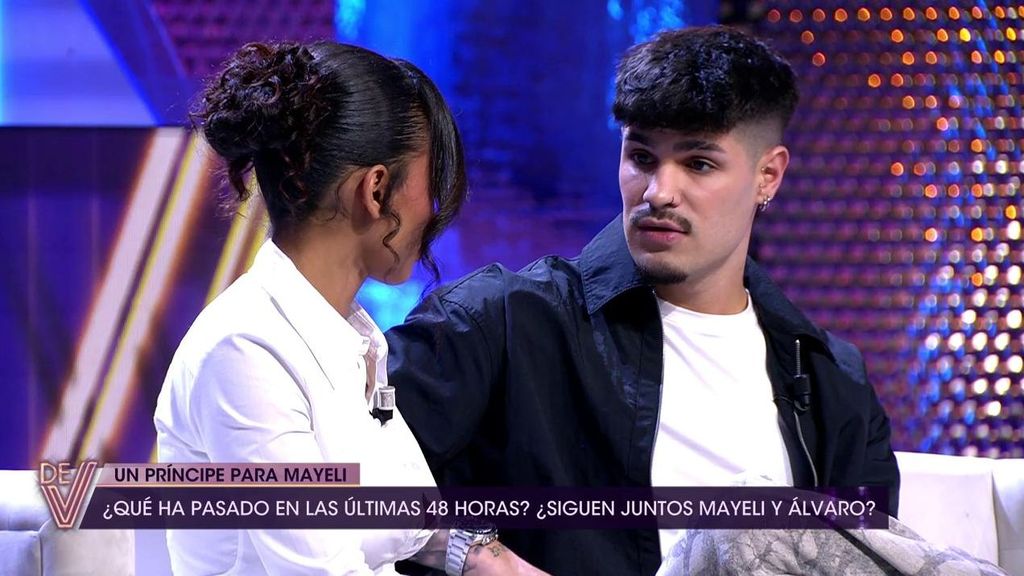 La conversación pendiente de Álvaro y Mayeli