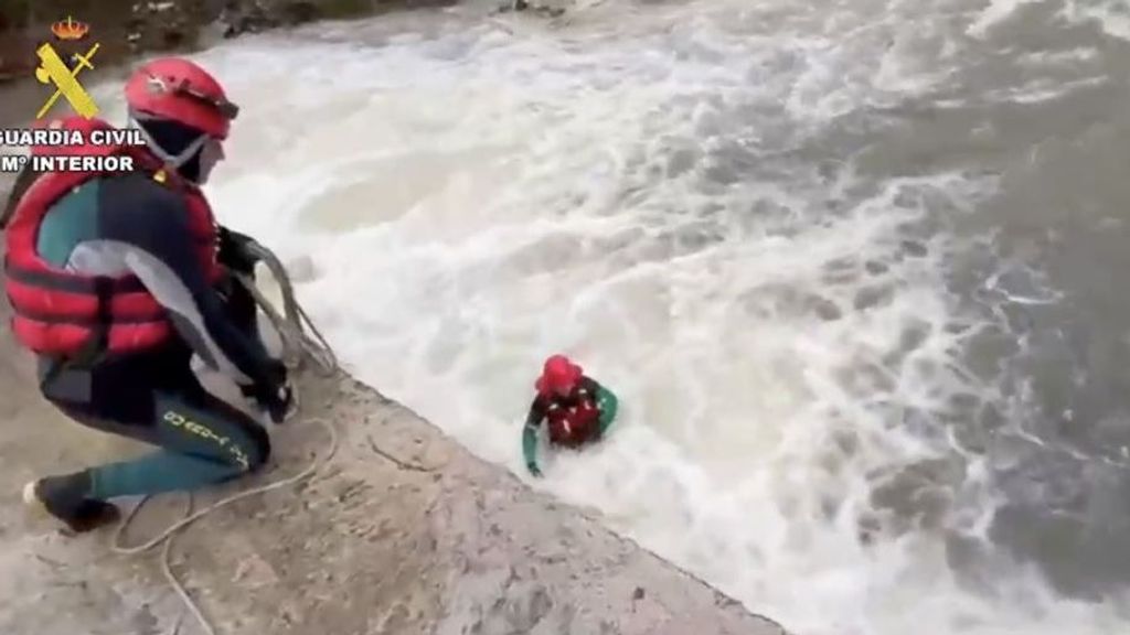 La Guardia Civil sigue buscando al motorista desaparecido en el río Genal en Málaga