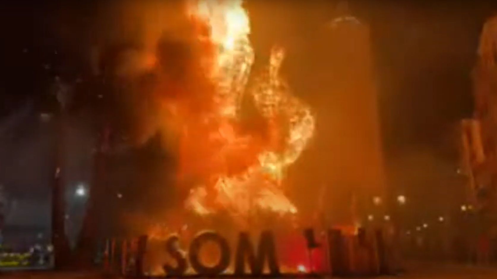 Falla solidaria SOM ardiendo en Paiporta, Valencia Falla solidaria SOM ardiendo en Paiporta, Valencia