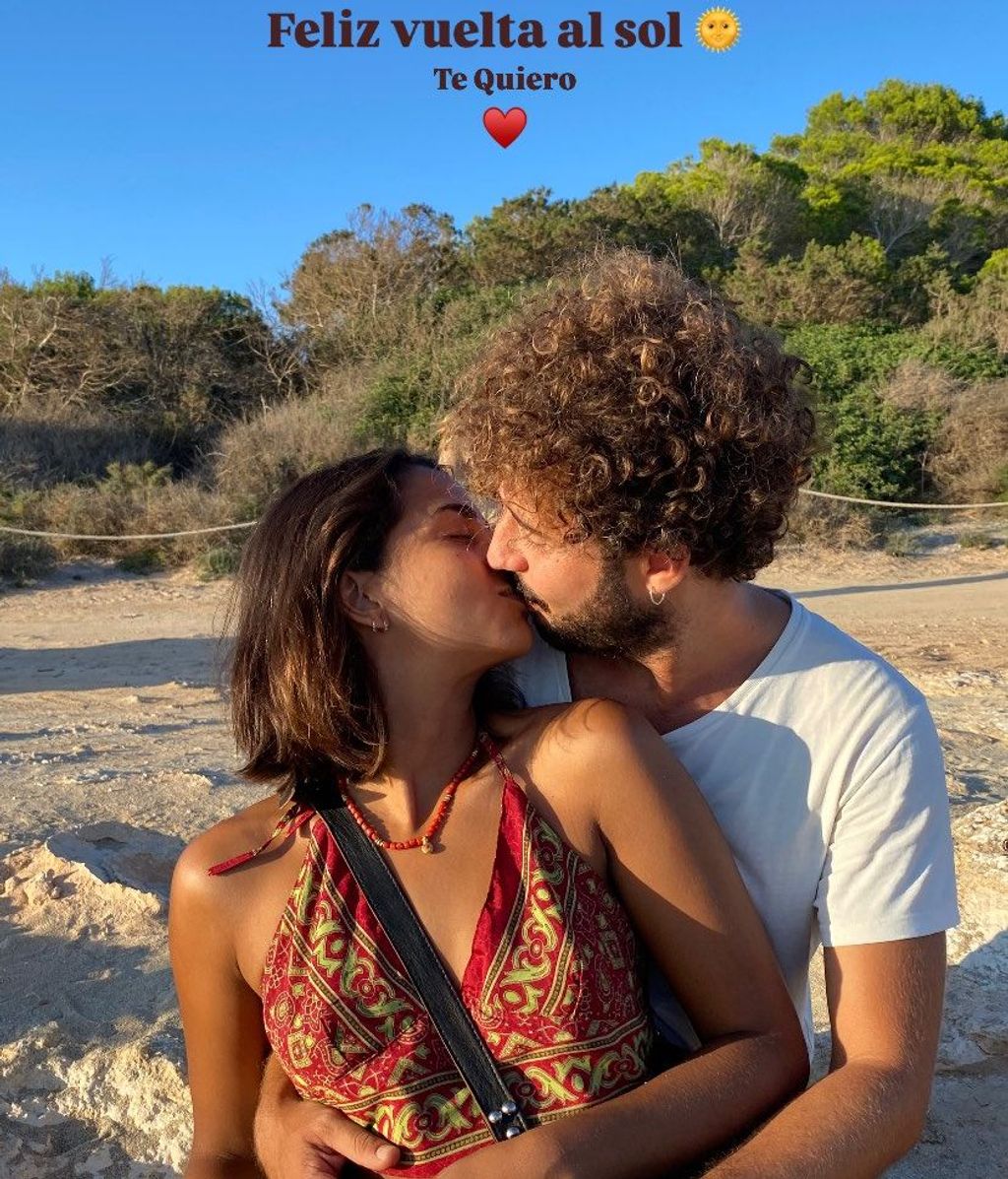 La felicitación de Lola Orellana a su novio, Cosme Daniel