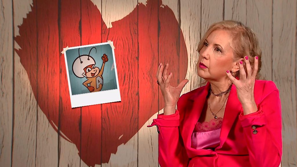 La gran inquietud de una soltera al saber que su cita de ‘First Dates’ tiene una Vespa