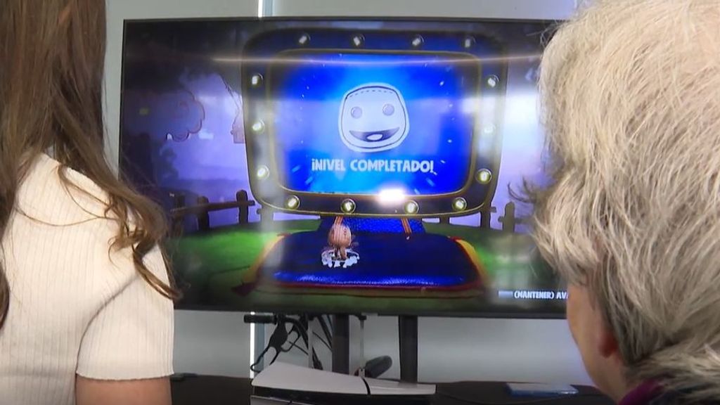 Los mayores asisen a las 'II Jornadas Intergeneracionales Gaming'