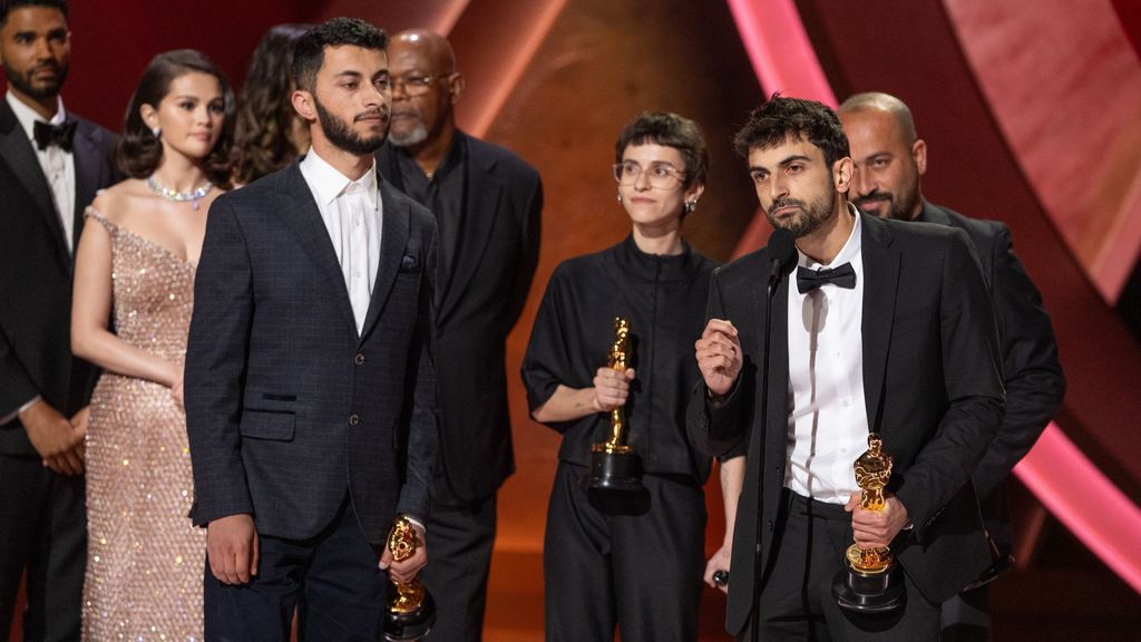 Rachel Szor, Basel Adra, Yuval Abraham y Hamdan Ballal recogen el Oscar al largometraje documental de la edición de 2025