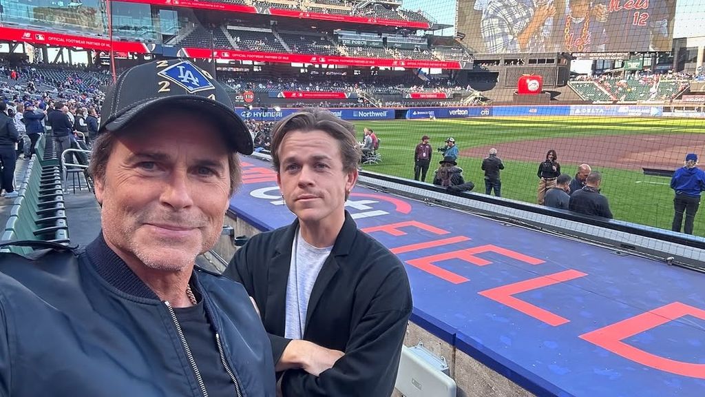 Rob y John Instagram @roblowe