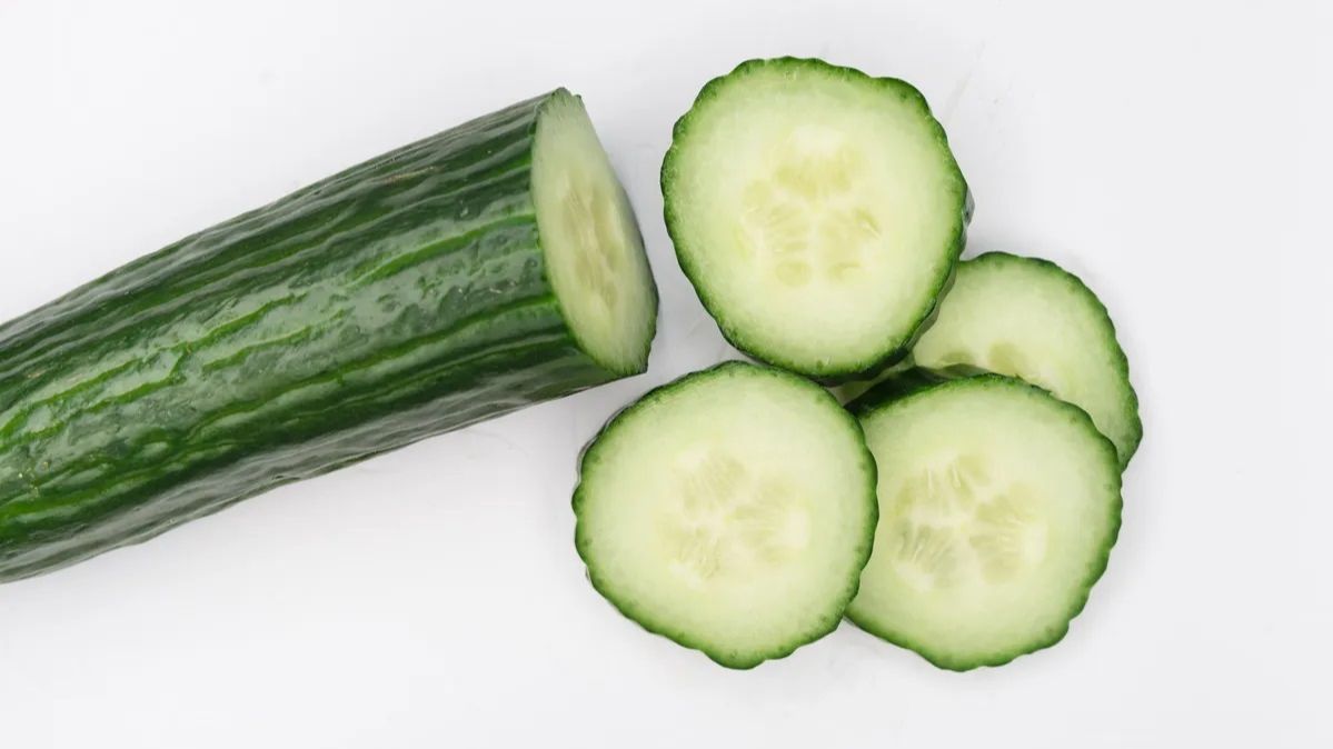 Una rodaja de pepino y un poco de azúcar, una combinación que sabe a sandía