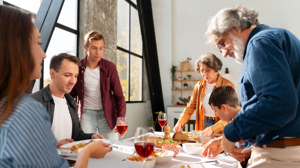 Cenar en familia puede reforzar lazos familiares