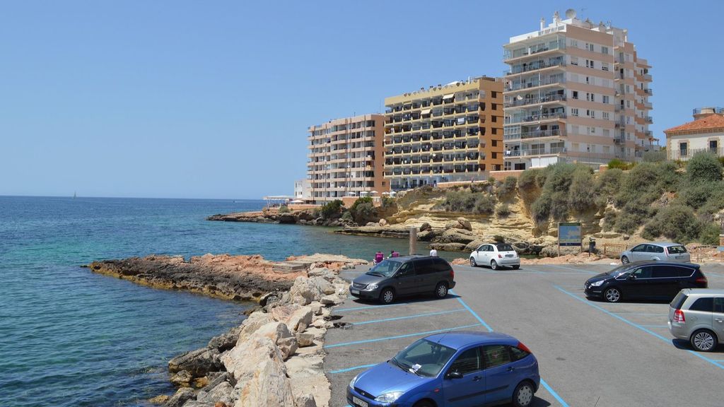 El Consell de Ibiza entiende que esta tasa ayudará a aliviar la masificación de vehículos en la isla durante el verano