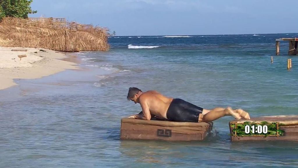 Los ánimos de Carlos Sobera a Koldo tras su aparatosa caída en 'la Mirada de Medusa': "¡Qué edad ni qué tonterías!"