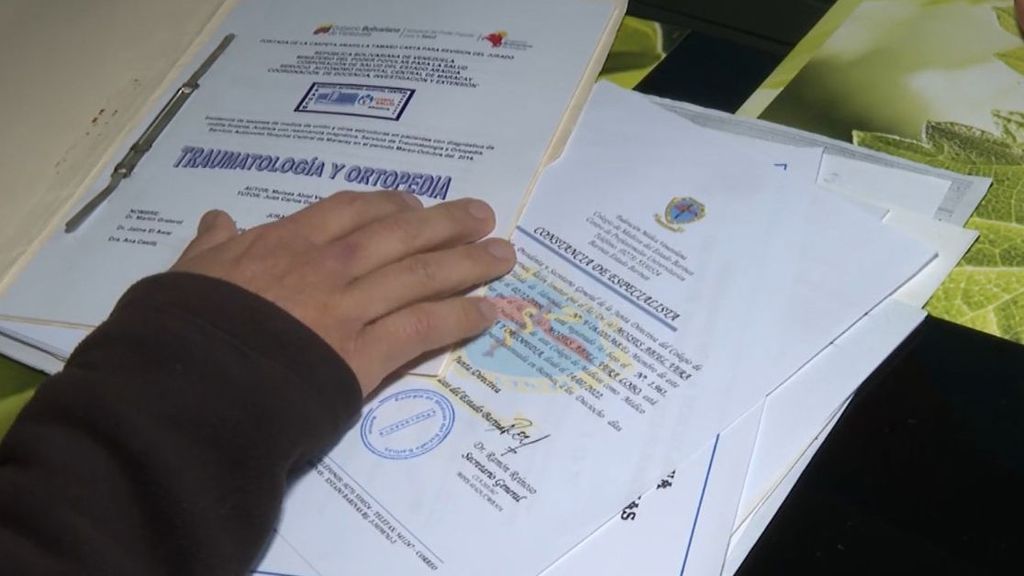La homologación del título, un muro para centenares de médicos extranjeros