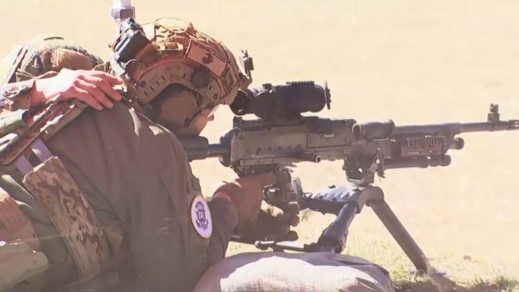 J.D Vance se va a la guerra: se graba en un entrenamiento militar en Virginia