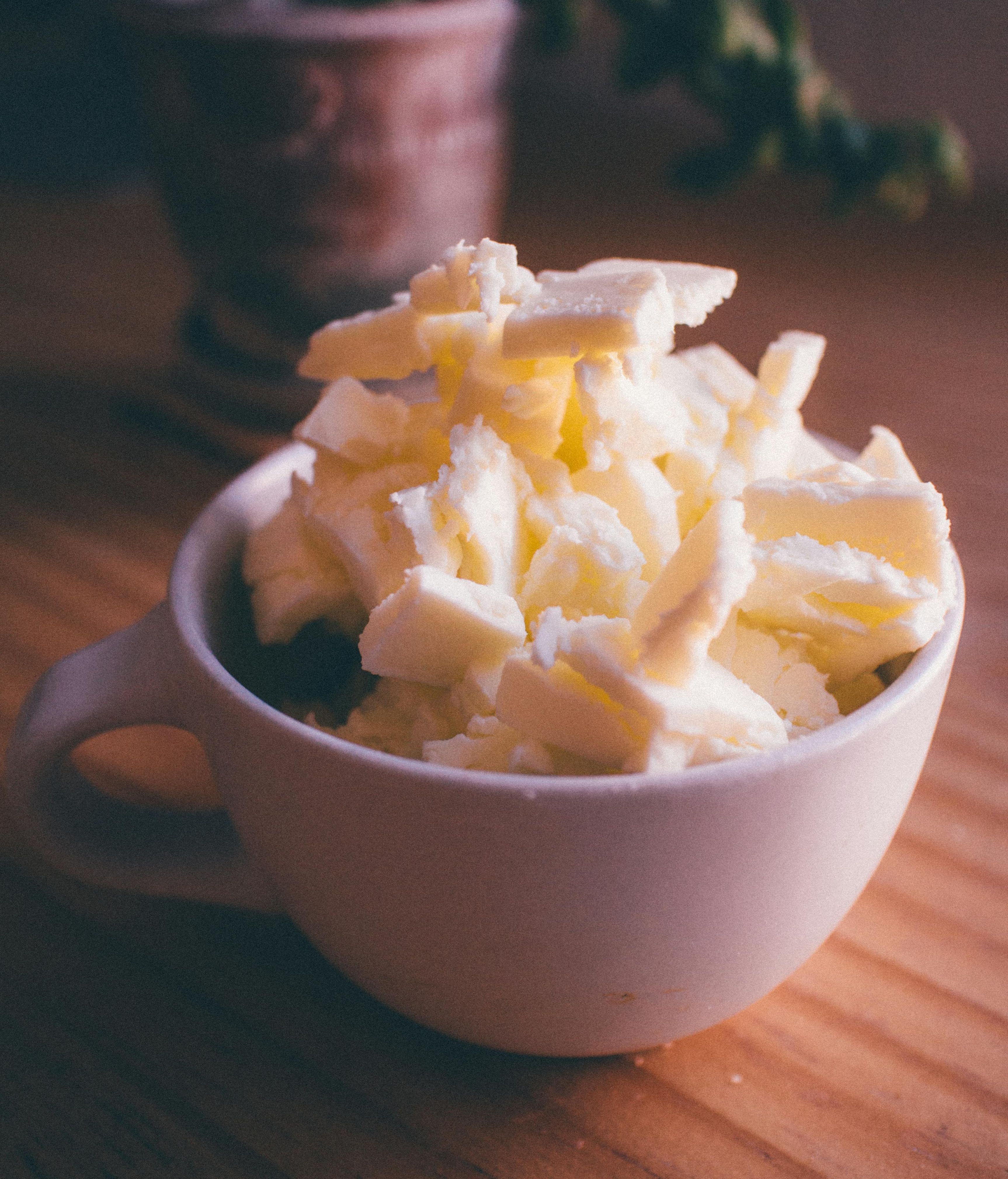 La mantequilla y el café debes ser orgánicos. FUENTE: Pexels
