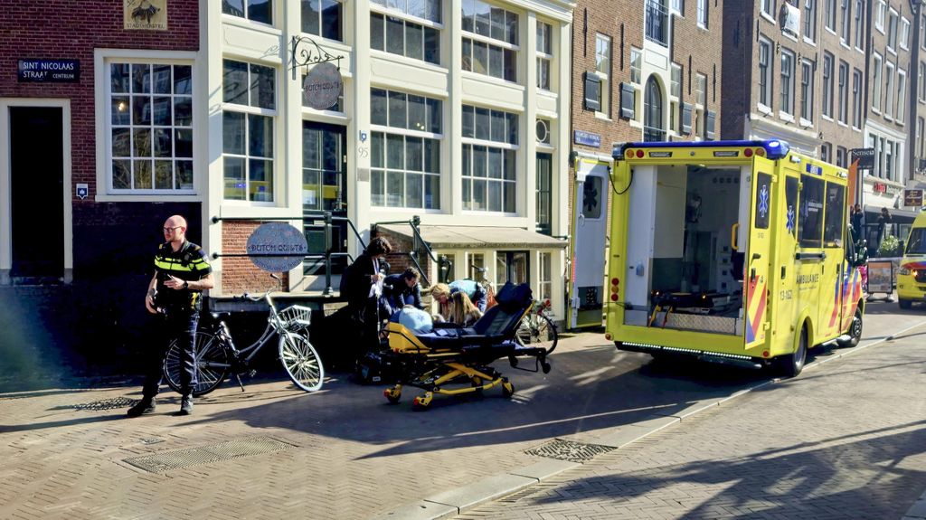 Al menos cinco heridos en un apuñalamiento en el centro de Ámsterdam: la Policía ha detenido al sospechoso