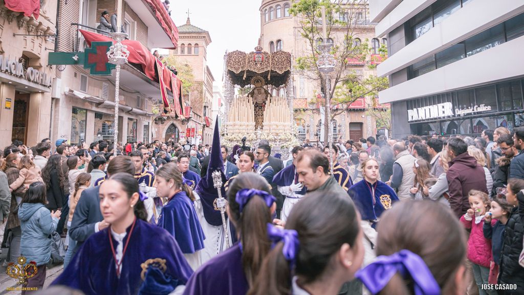 Paso de Palio de la Virgen de la Encarnación