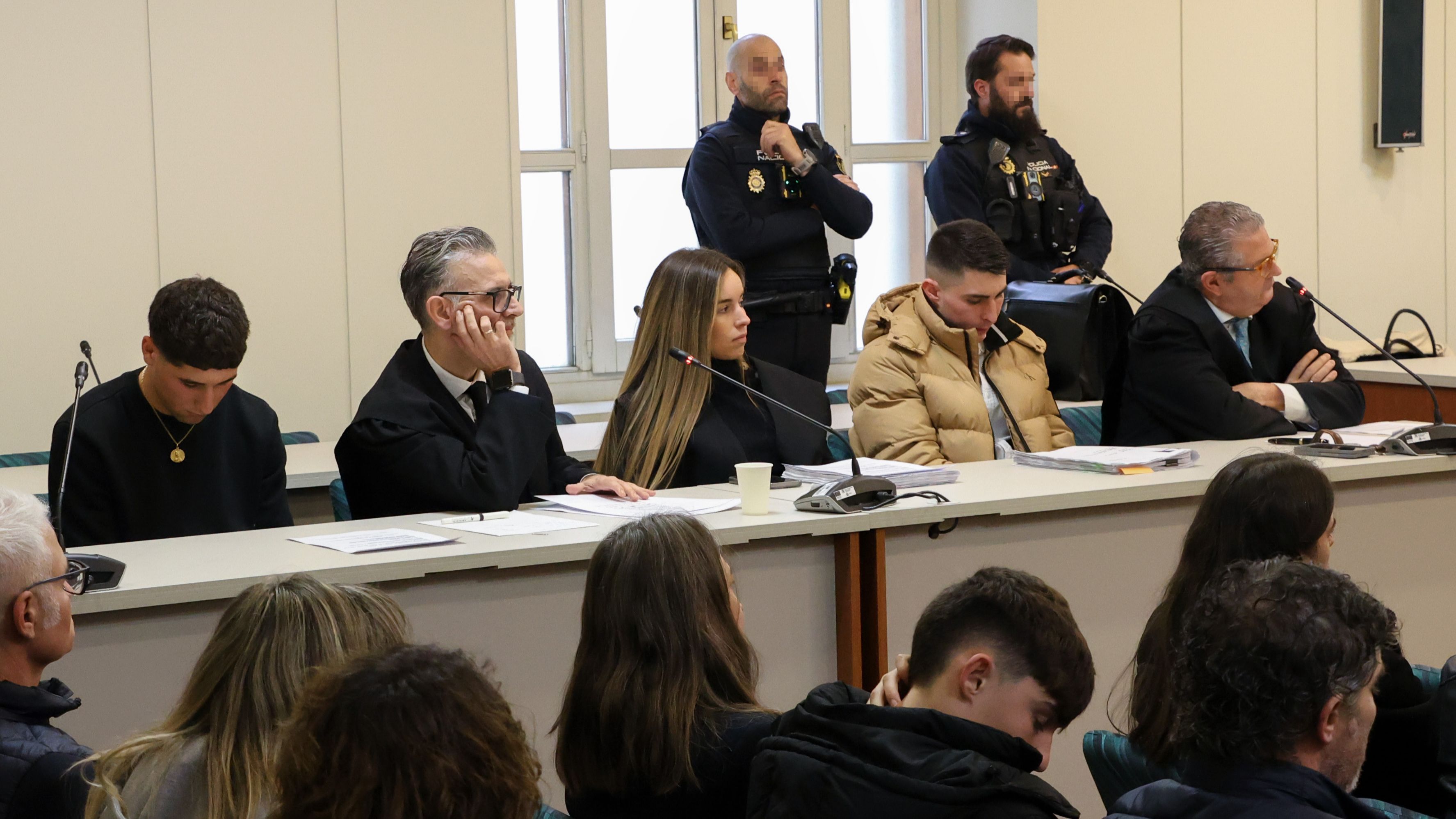 La fiscal dice que la víctima de Boo recibió golpes estando inerte: "No pudo defenderse"