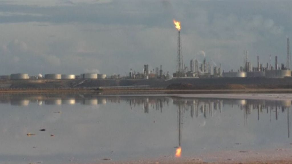 Trump revoca permisos a petroleras, incluida Repsol, para exportar crudo de Venezuela