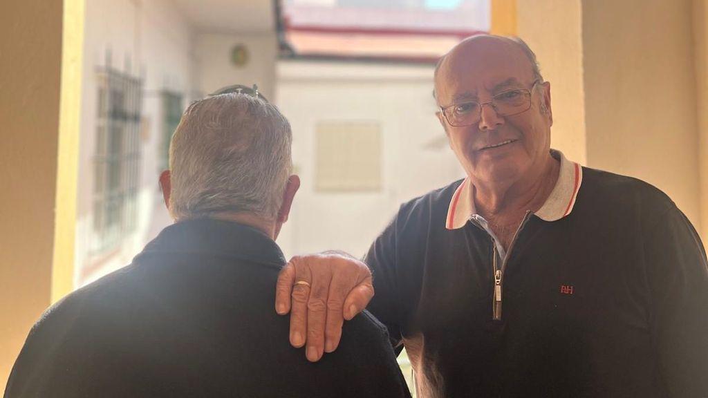 Manuel y Miguel, los recién casados expulsado de la Junta de Gobierno de la Hermandad de las Angustias