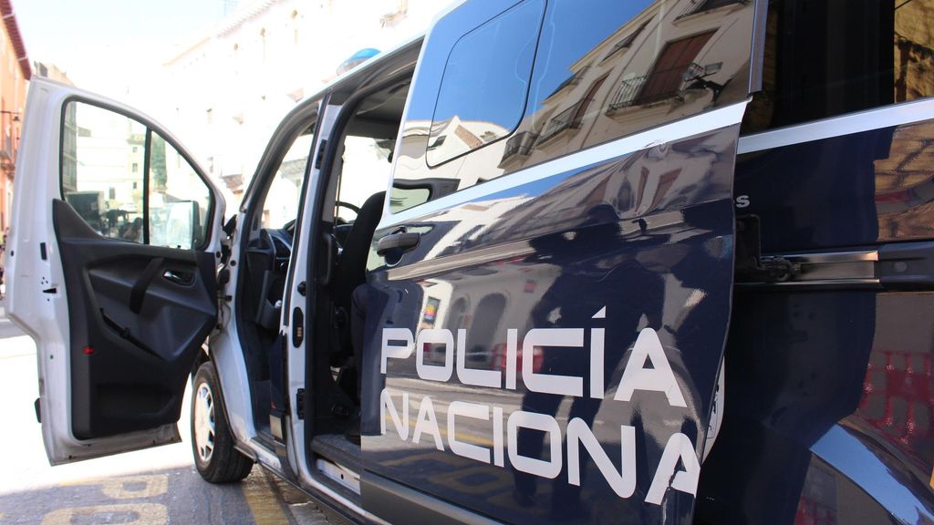 Furgón de la Policía Nacional