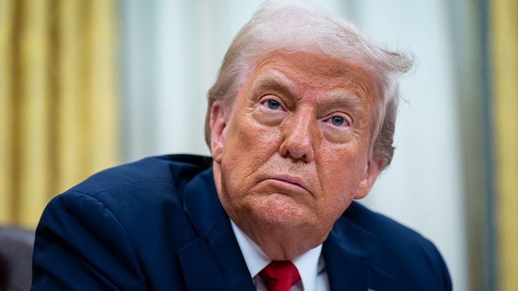 Los expertos advierten del riesgo de los aranceles: "Las probabilidades de recesión han aumentado"