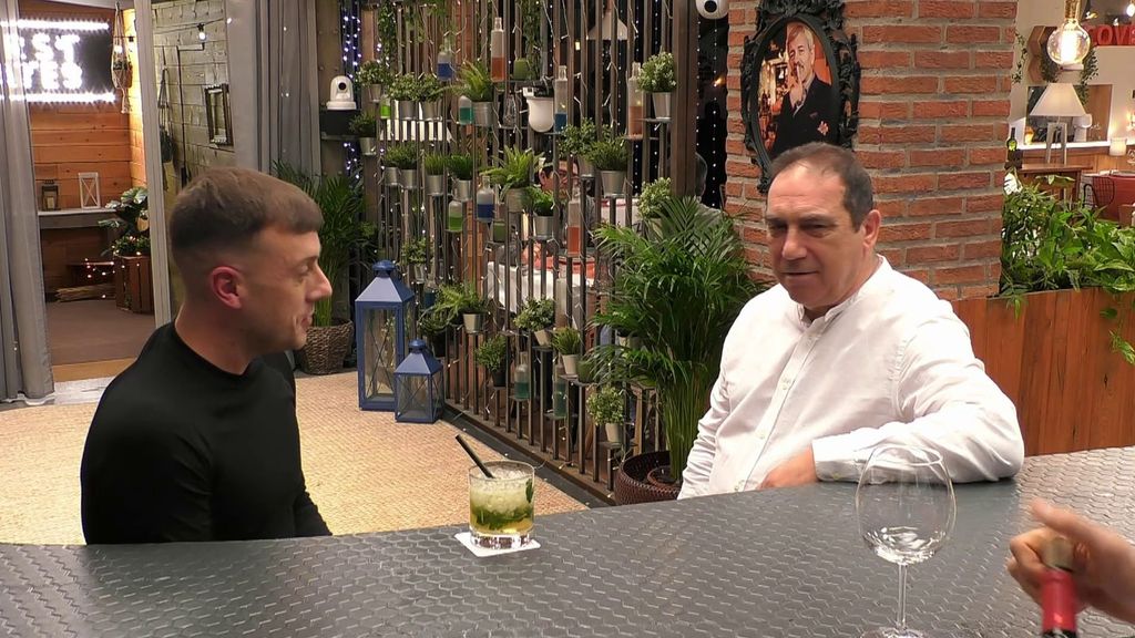 La sorpresa de Ricardo al creer que iba tener una cita con Daniel en vez de con su madre: “Estos se confundieron, yo especifiqué bien”