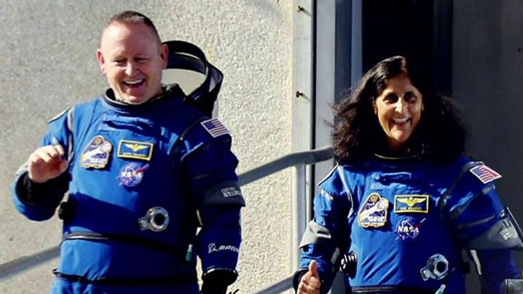 Los astronautas Sunita Williams y Butch Wilmor, quienes estuvieron en la EEI