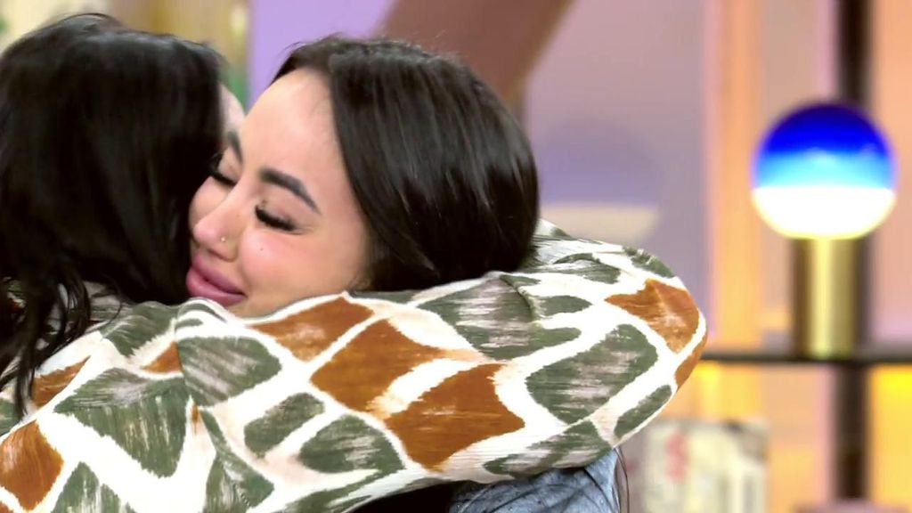 Una invitada le pide a su madre entre lágrimas recuperar la relación: "Te necesito"