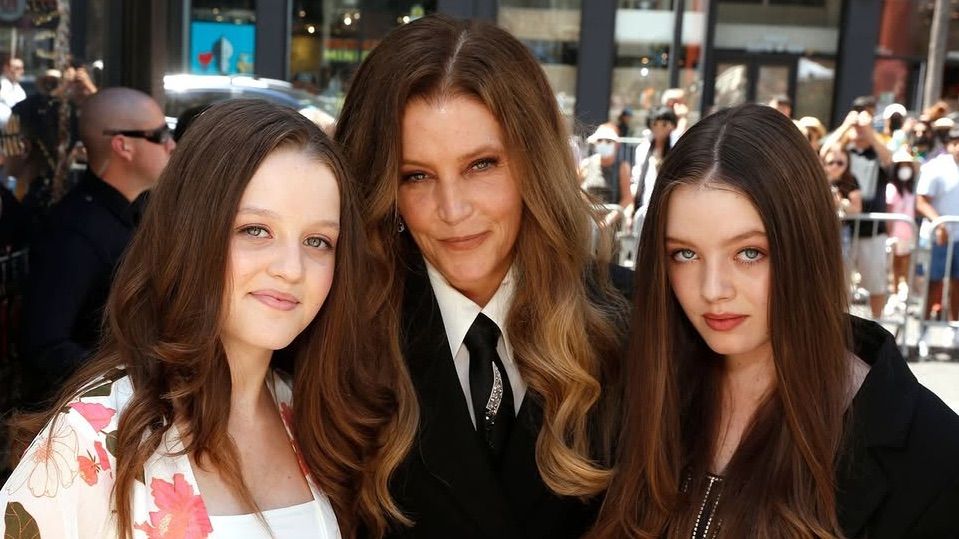 Lisa Marie Presley y sus hijas