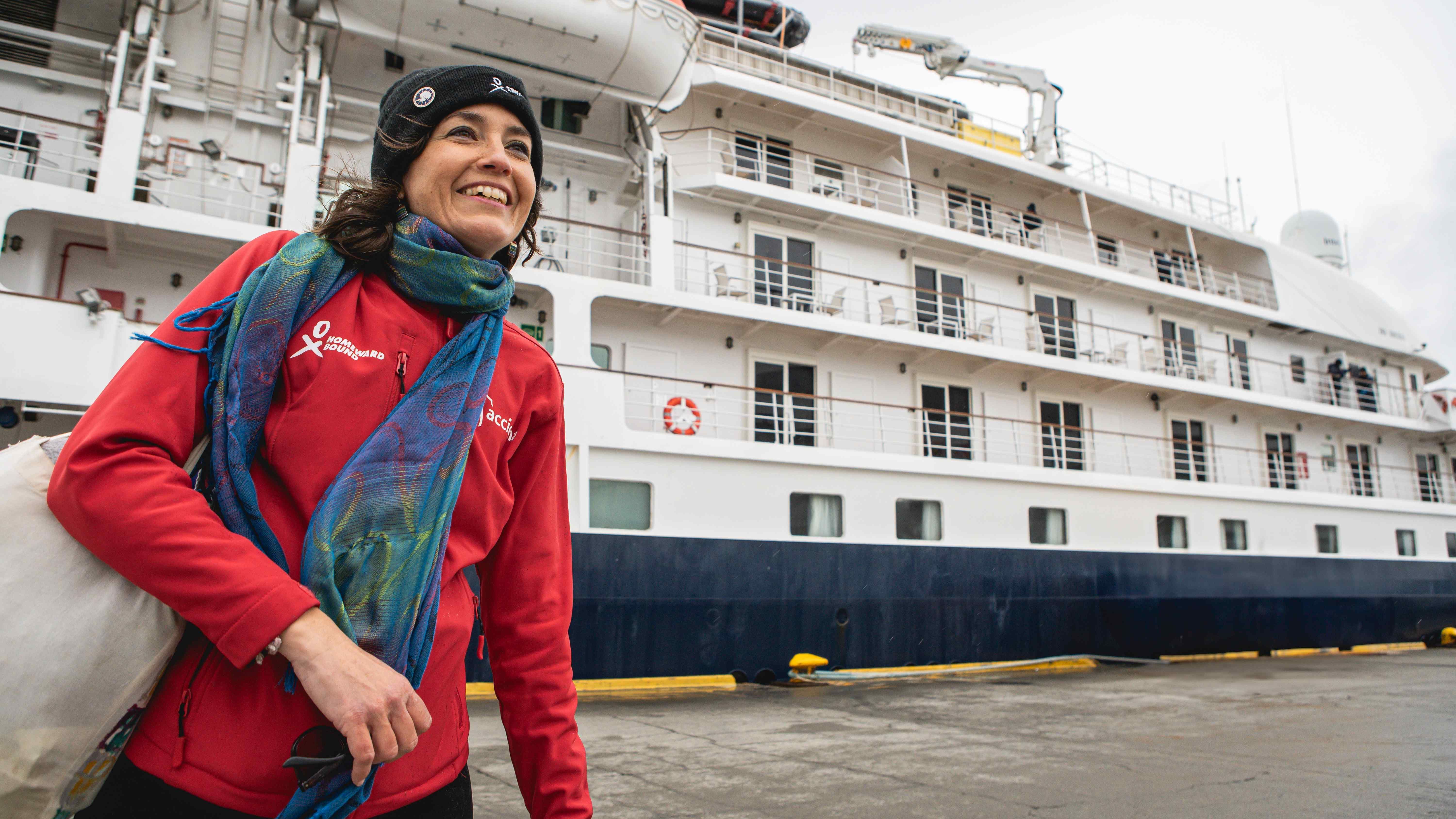 Rosa Castizo durante la expedición 'Homeward Bound 8' por la Antártida