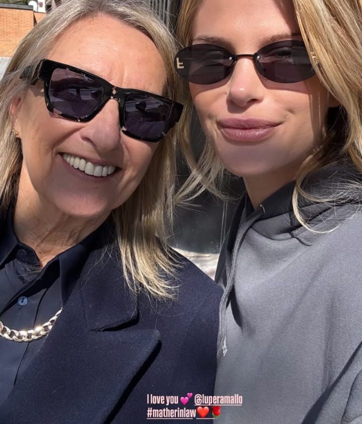 Ajla Peleteiro, junto a la madre de Jota, Lupe Ramallo