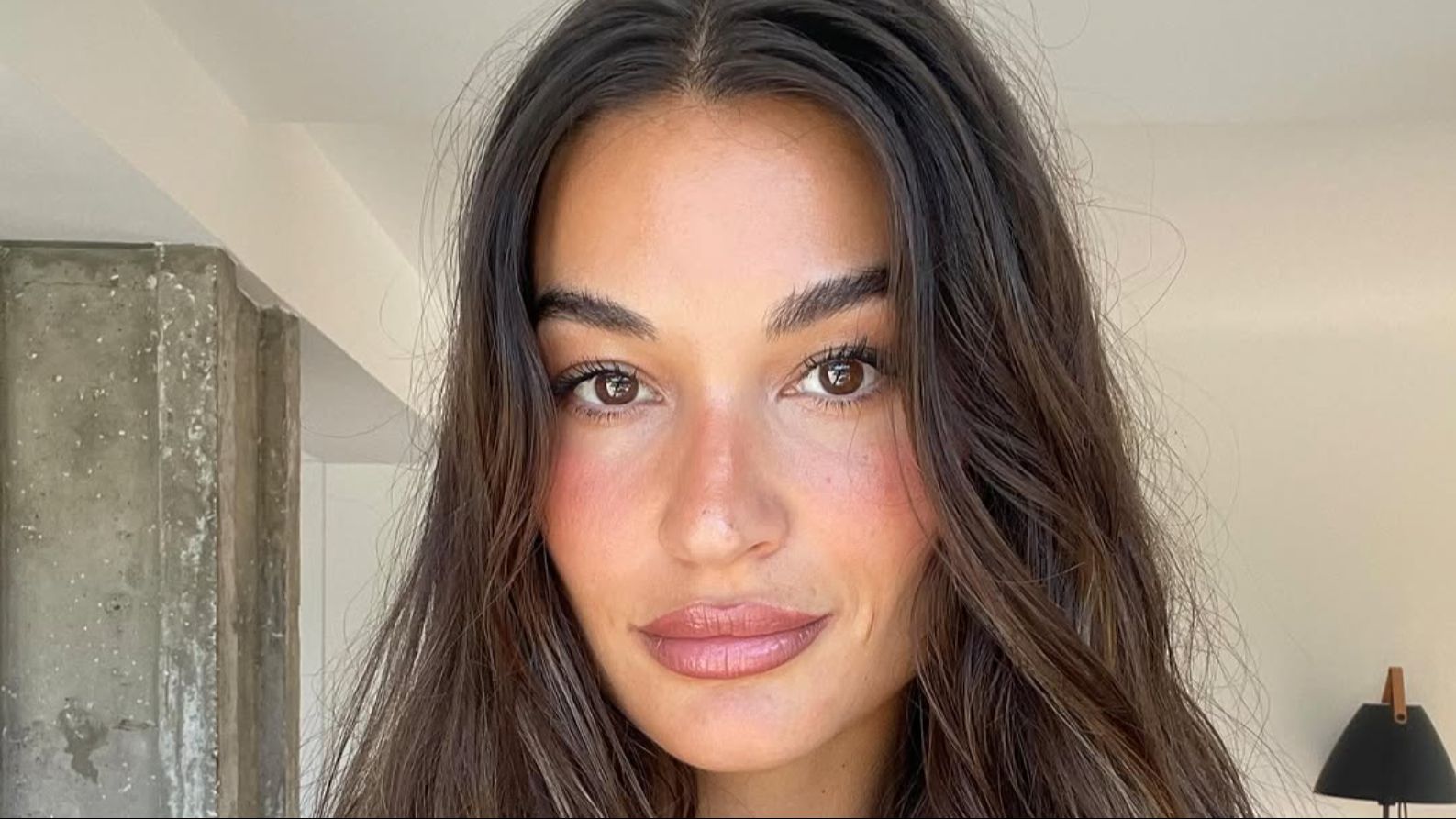 Estela Grande revela sus looks ideales para triunfar en esta temporada de eventos: "Es una pasada"