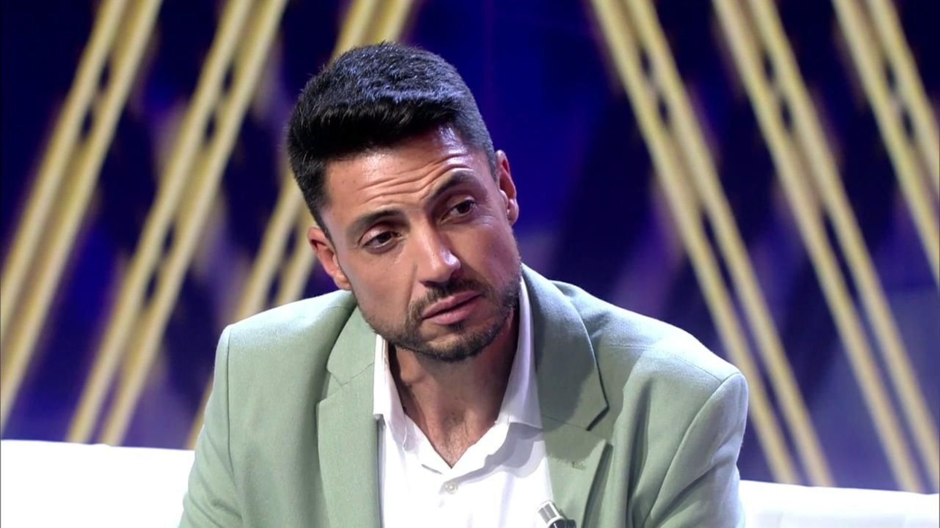 Carlos Calderón ataca duramente a Laura Cuevas: "Es mala y mentirosa" ¡De viernes! Top Vídeos 431