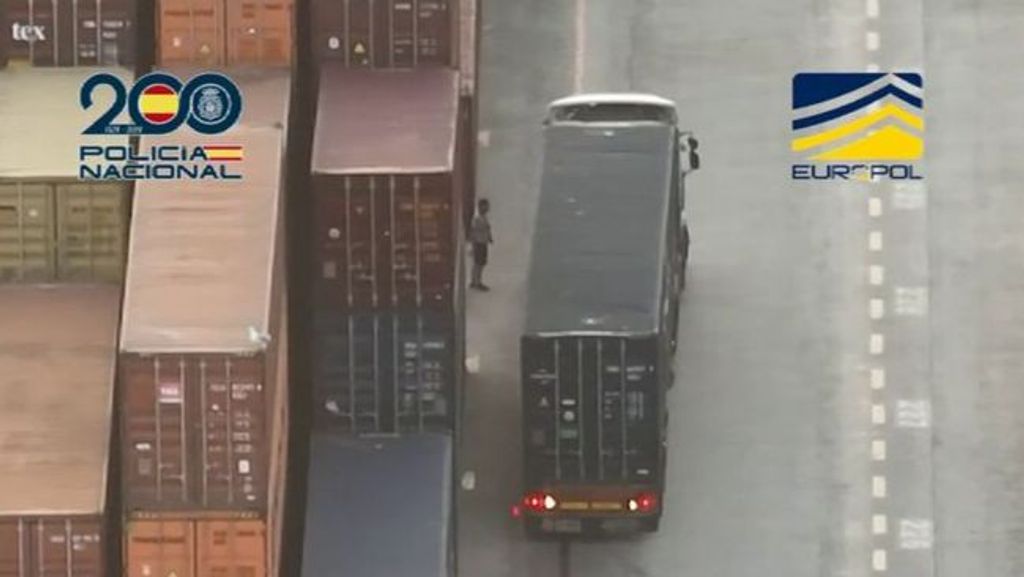 Intervienen mil kilos de cocaína a una banda que la introducía por el puerto de Valencia: hay 20 detenidos