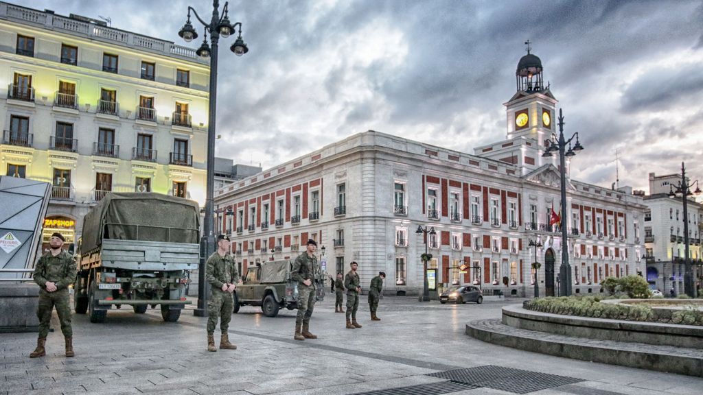 El Constitucional suspende la norma de Ayuso que impedía la placa recordando las torturas franquistas