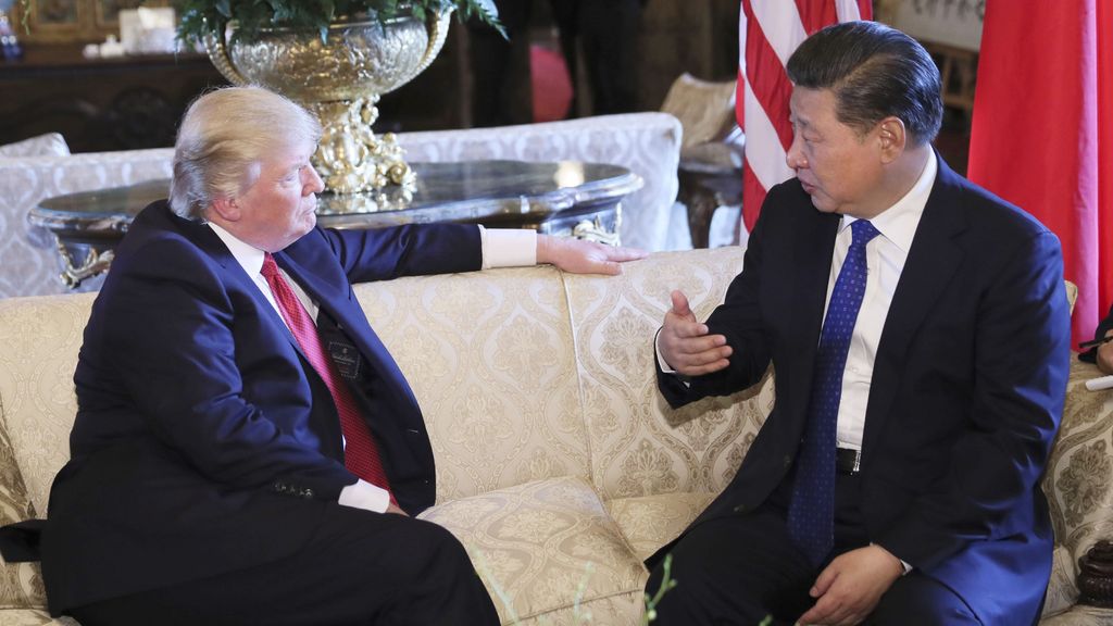 El duelo arancelario entre Trump y China se encona con mensajes de 'guerra comercial total'