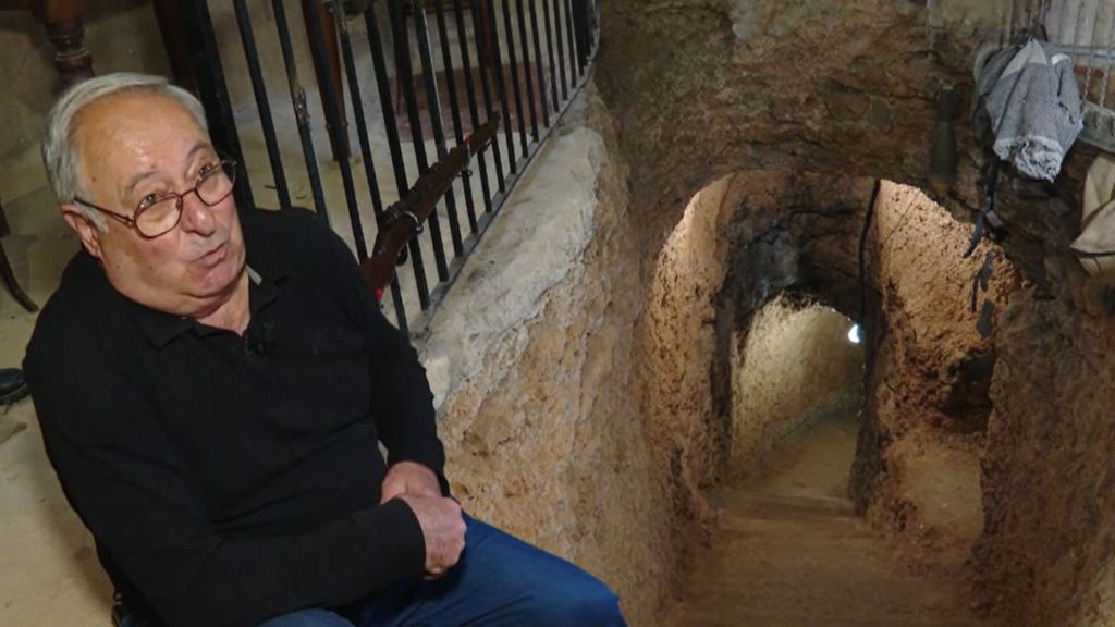 José María descubre tras 15 años excavando el secreto escondido bajo su casa