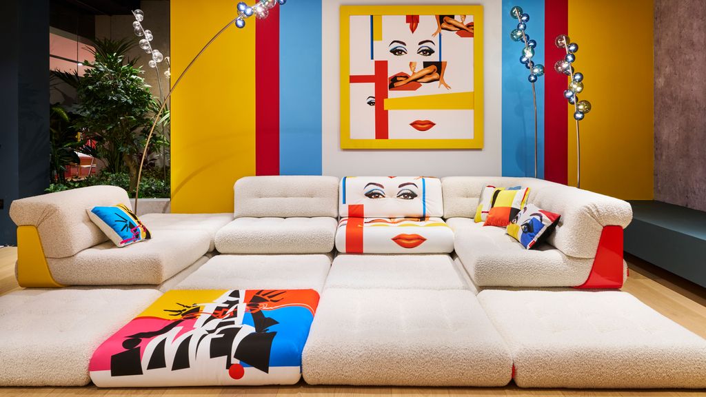 Almodóvar y Rossy de Palma, unidos de nuevo por el colo