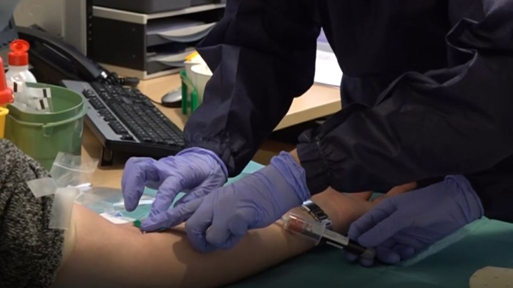 Descubren cómo detectar el alzhéimer a través de un análisis de sangre
