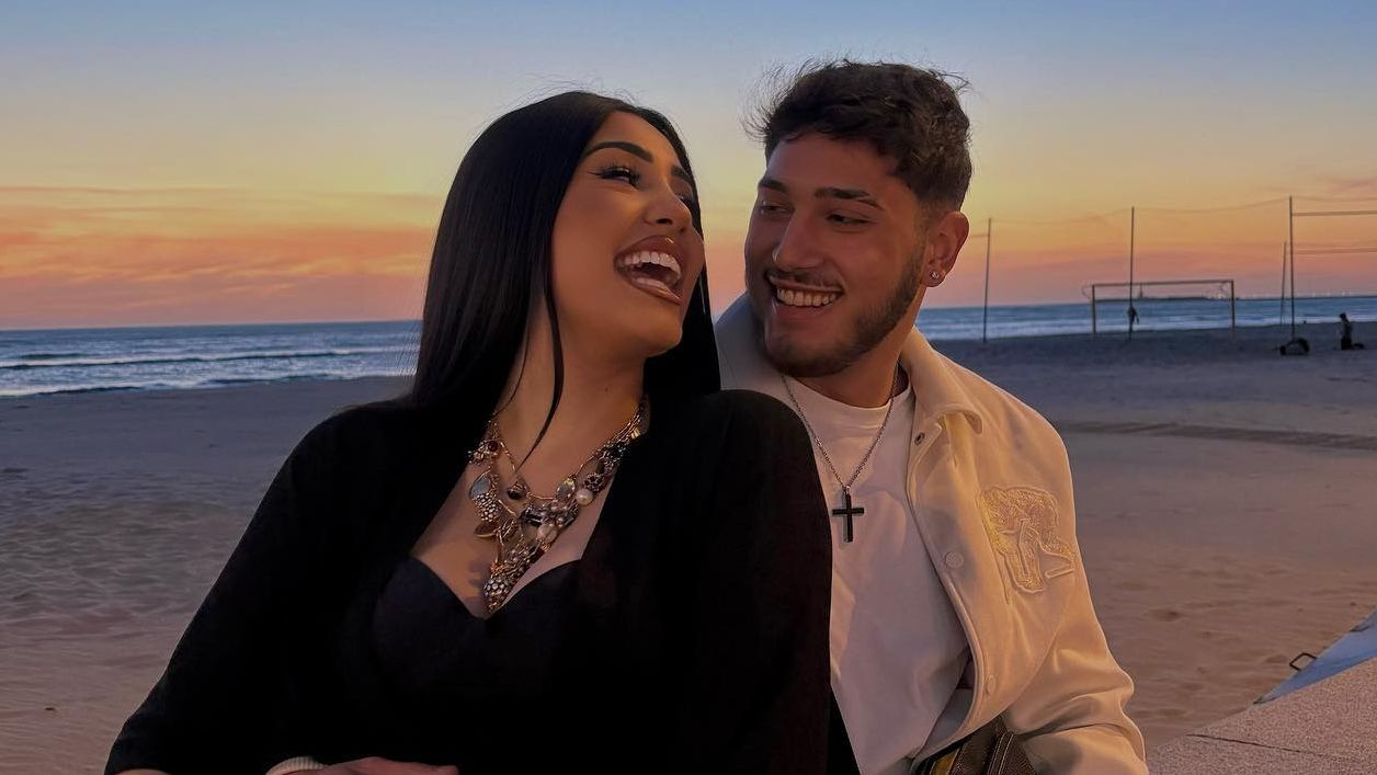 Graciela Jiménez, de 'Los Gipsy Kings', posa por primera vez con su novio y desata la polémica