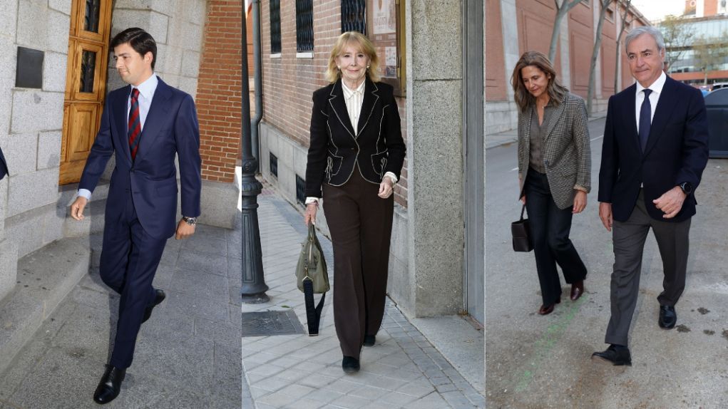 Juan Urquijo, Esperanza Aguirre y Carlos Sainz, en el funerl de Paloma Eulate