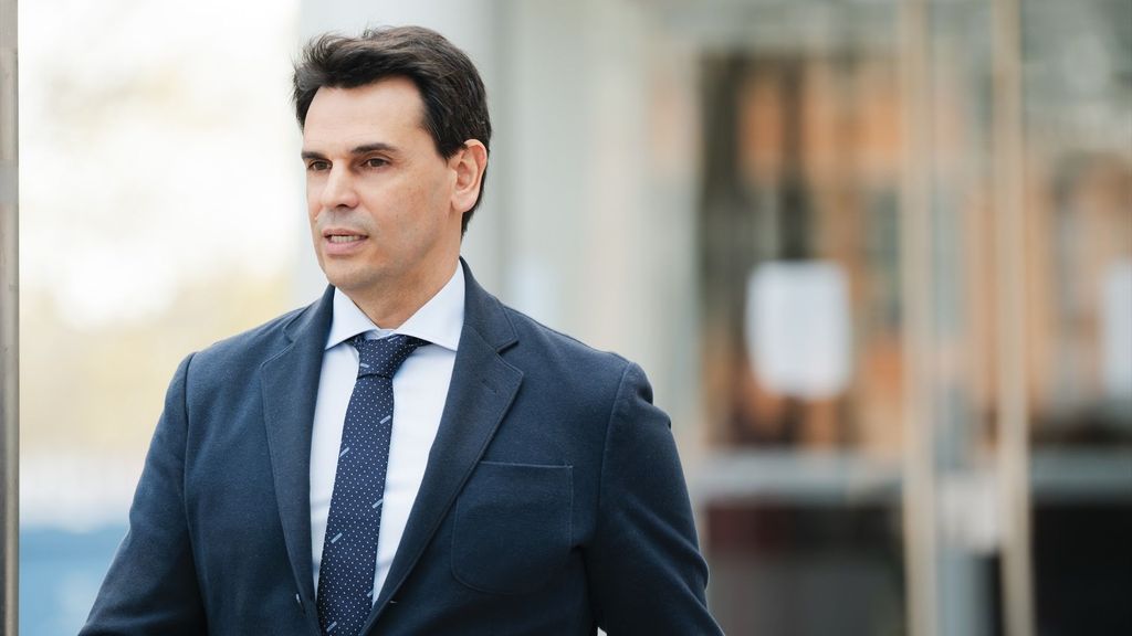 Alberto González Amador, pareja de Ayuso, niega mordidas y sociedades pantalla en sus negocios con Quirón