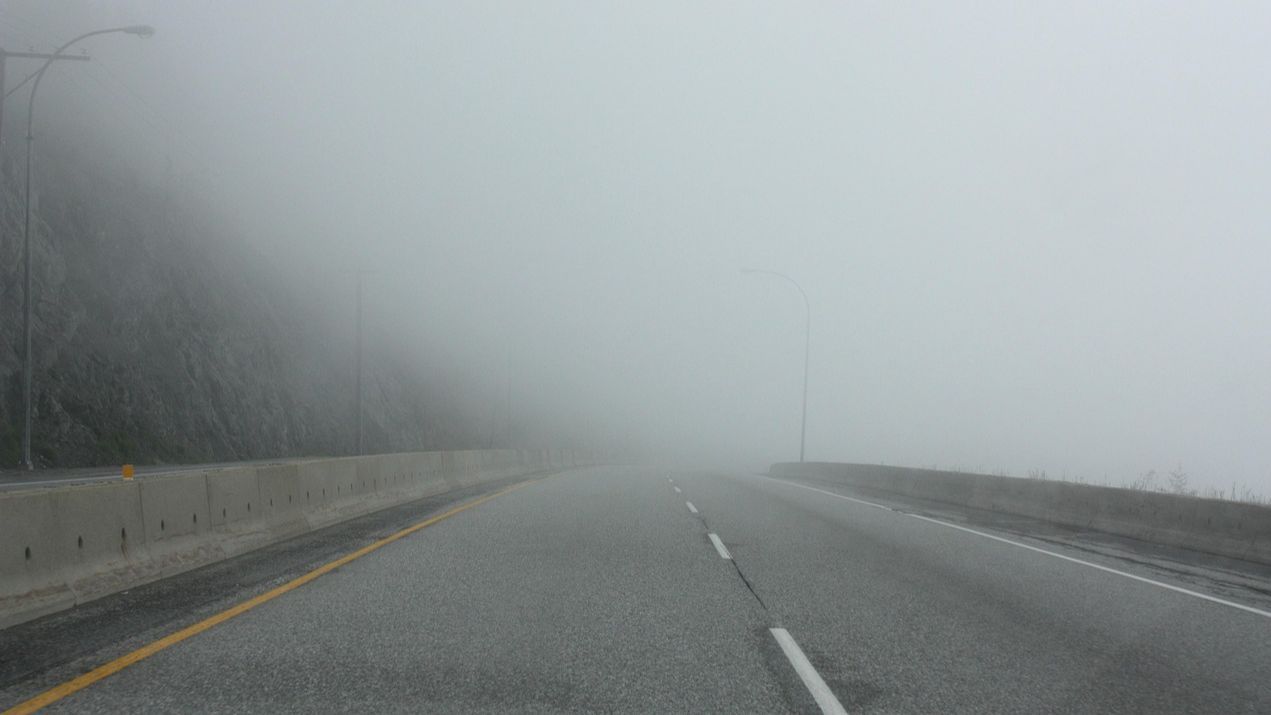 La peligrosidad de un tramo puede venir dada por la configuración de la vía, pero también por las condiciones climatológicas habituales en él