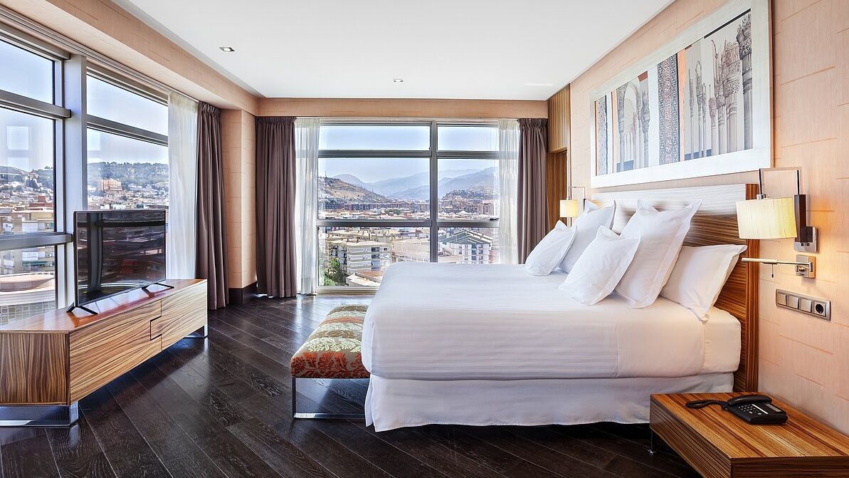 Una de las habitaciones del hotel Barceló Granada Congress