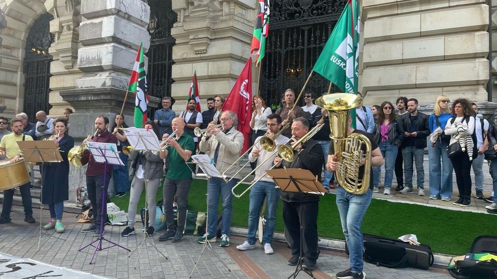 La Orquesta Sinfónica de Bilbao, en huelga: paran de tocar en pleno concierto