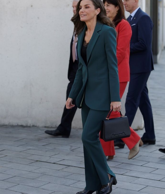 Outfit de la reina Letizia en su visita a León